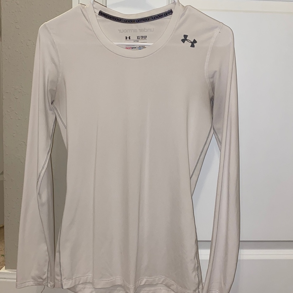 under armor fitted long sleeve